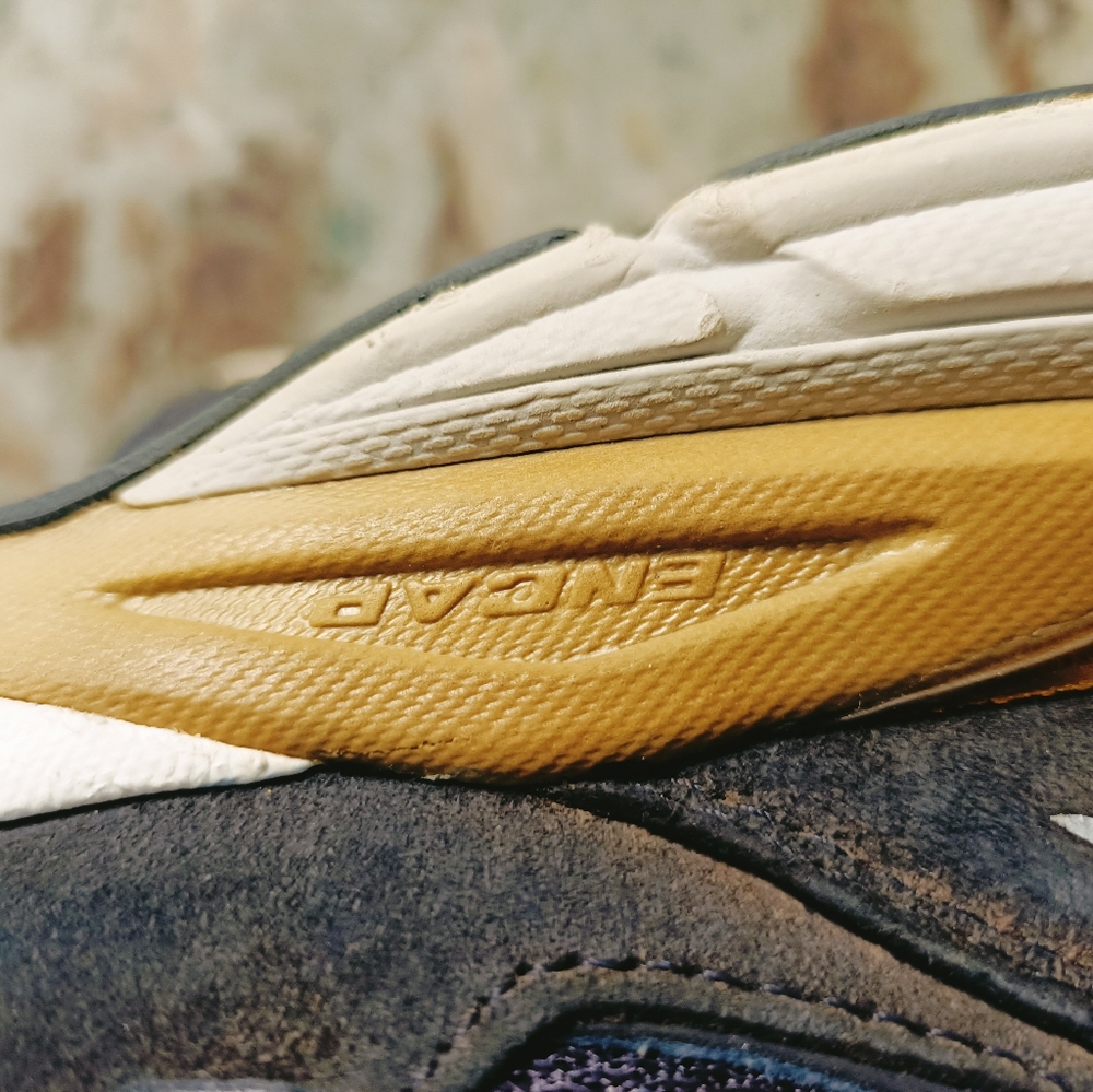 NEW BALANCE 900v4 sneakers - Picture 10 of 15